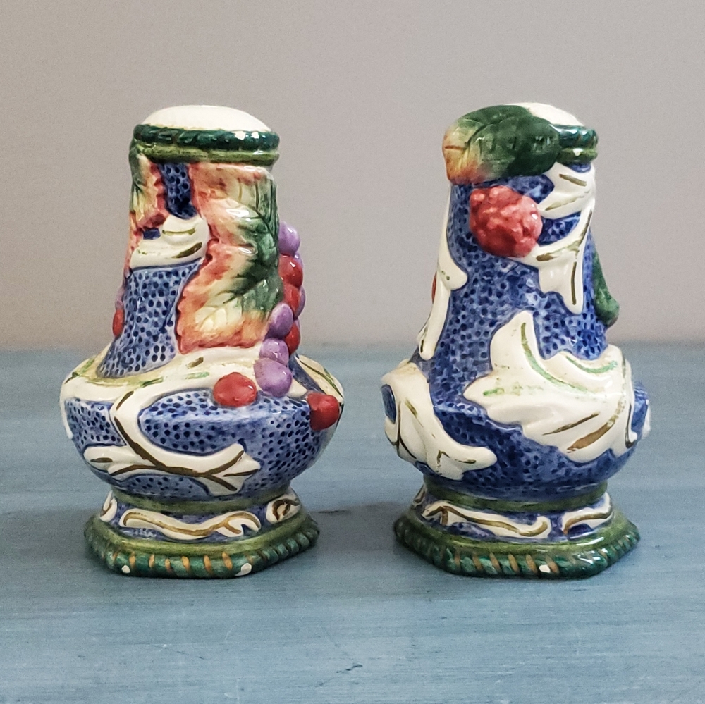 Fitz & Floyd Fruit Medley Salt & Pepper